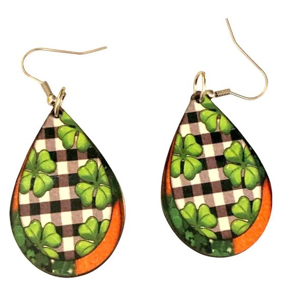 St. Patrick’s Day Handmade 4 Leaf Clover Teardrop Earrings - Picture 1 of 1